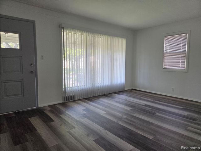 1213 Mohawk Avenue, Flint, MI 48507