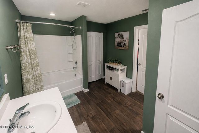 12555 RUBBER FIG Terrace, Jacksonville, FL 32218