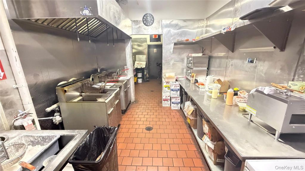 105-25 64th Road, Forest Hills, NY 11375 — photo 5