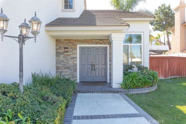 660 Glen Springs, Corona, CA 92882