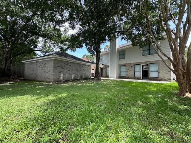 2102 Autumn Cove Drive, League City, TX 77573