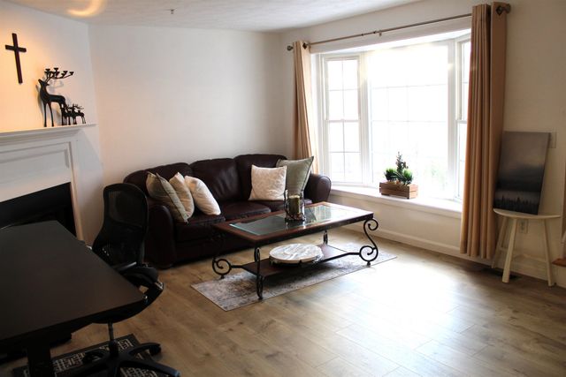 38 Georgetown Drive, Nashua, NH 03062