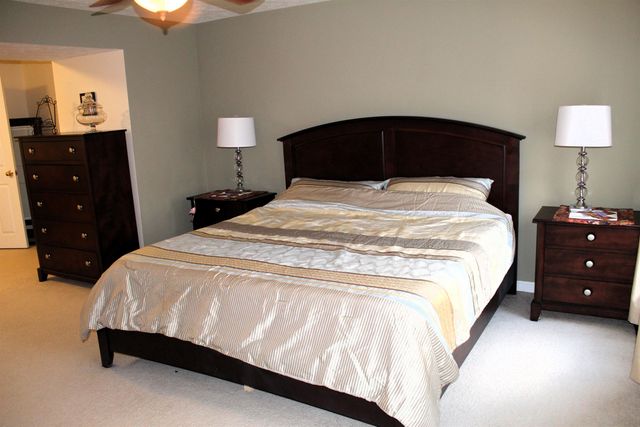 38 Georgetown Drive, Nashua, NH 03062