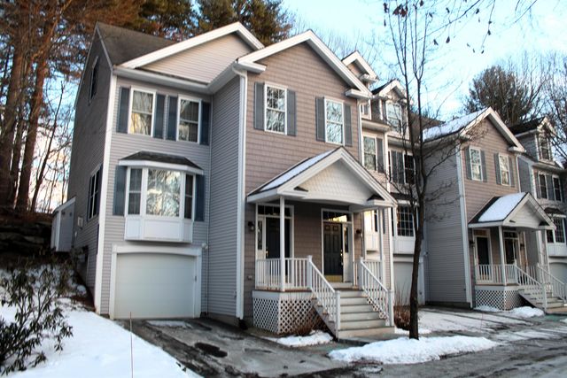 38 Georgetown Drive, Nashua, NH 03062