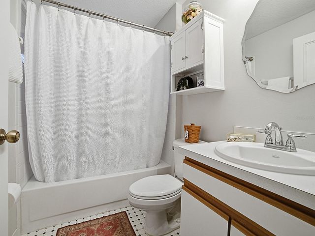 104 VISTA AVENUE, Eustis, FL 32726