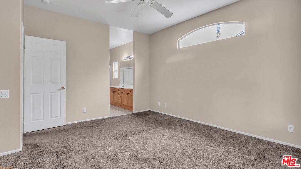 Image 27 of property listing at 31320 Via Pared, Thousand Palms, CA 92276