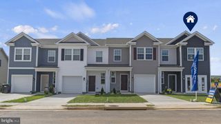56 CAMBRIDGE CT, Gettysburg, PA 17325