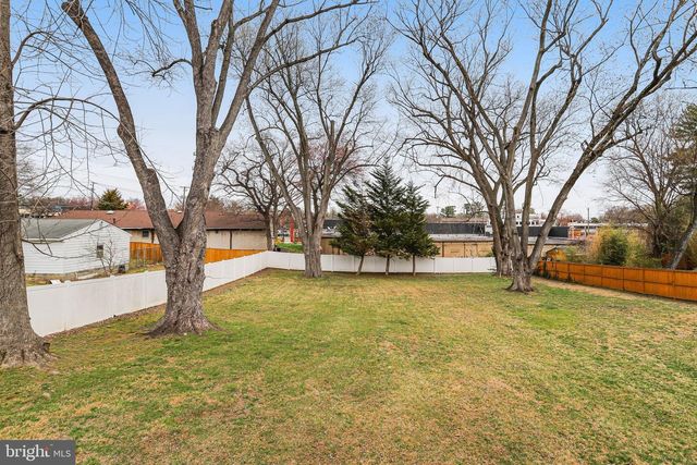 13307 BREGMAN RD, Silver Spring, MD 20904