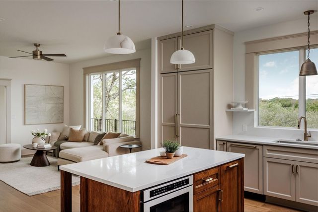 1110 Travis Heights BLVD, Austin, TX 78704