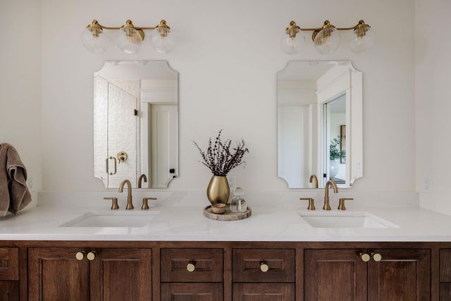 1110 Travis Heights BLVD, Austin, TX 78704