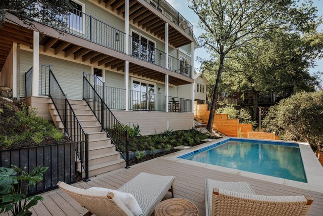 1110 Travis Heights BLVD, Austin, TX 78704
