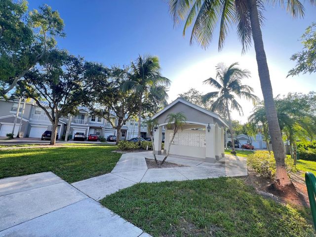 2116 SHOMA Drive Unit 2116, Royal Palm Beach, FL 33414