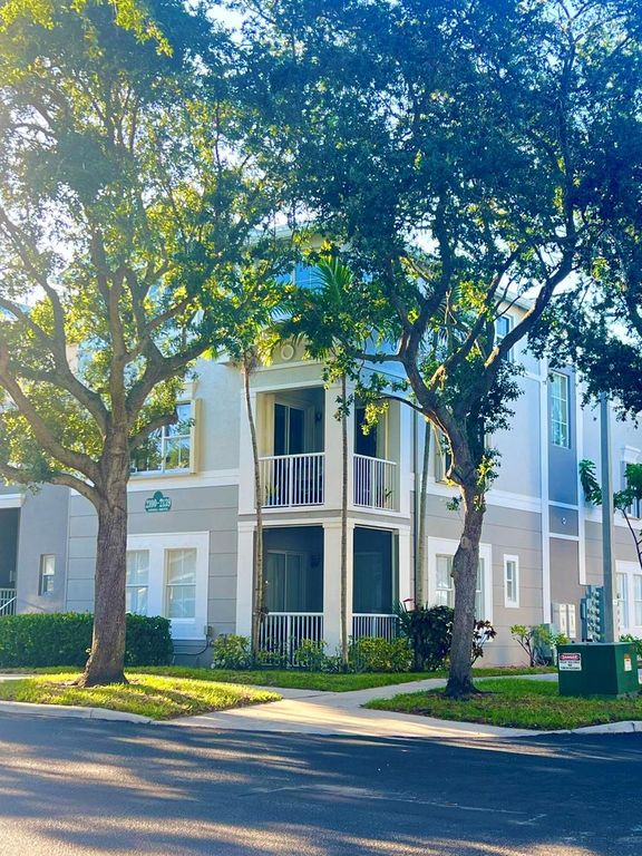2116 SHOMA Drive Unit 2116, Royal Palm Beach, FL 33414