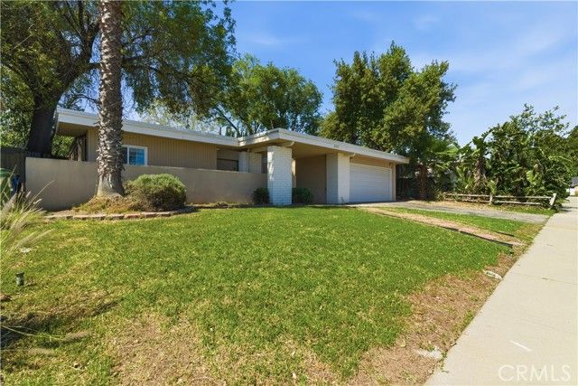 8757 Lurline Avenue, Winnetka (los Angeles), CA 91306