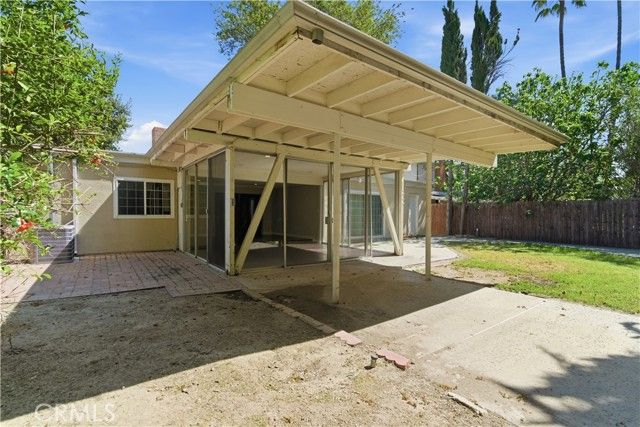 8757 Lurline Avenue, Winnetka (los Angeles), CA 91306