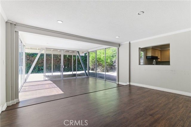 8757 Lurline Avenue, Winnetka (los Angeles), CA 91306