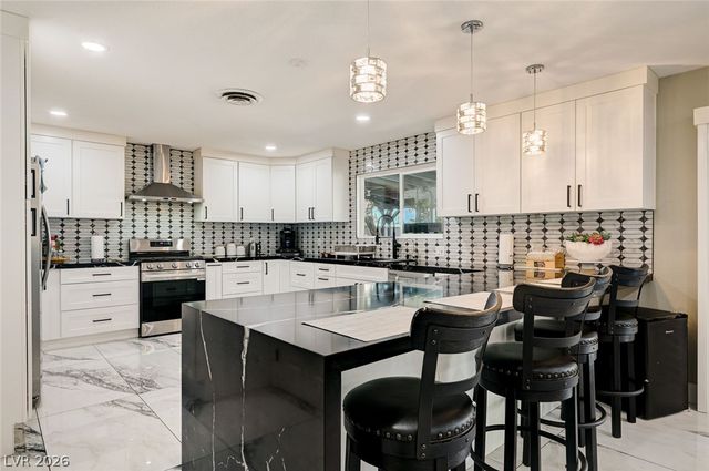 1920 Parkchester Drive, Las Vegas, NV 89108