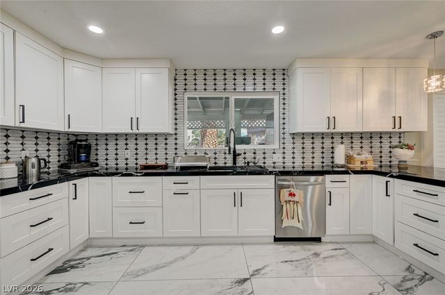 1920 Parkchester Drive, Las Vegas, NV 89108
