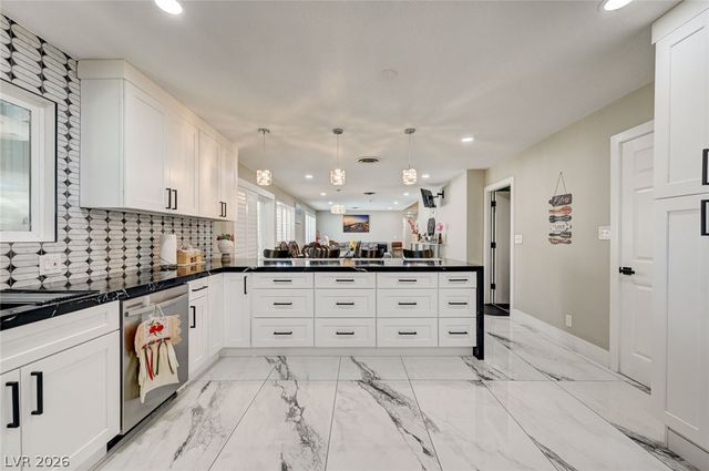 1920 Parkchester Drive, Las Vegas, NV 89108