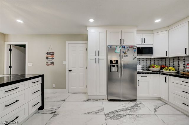 1920 Parkchester Drive, Las Vegas, NV 89108