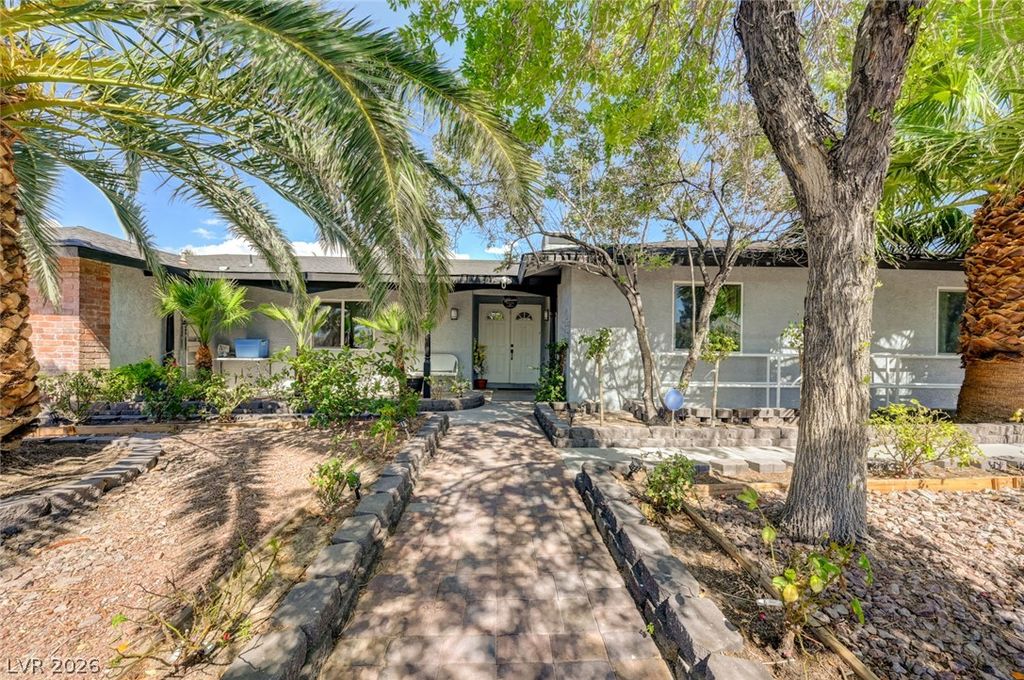 1920 Parkchester Drive, Las Vegas, NV 89108