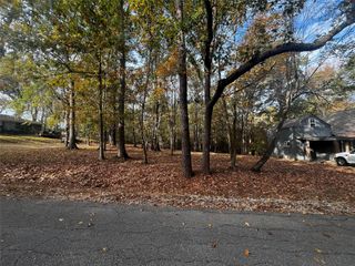 11 Clearwater Circle, Coldspring, TX 77331