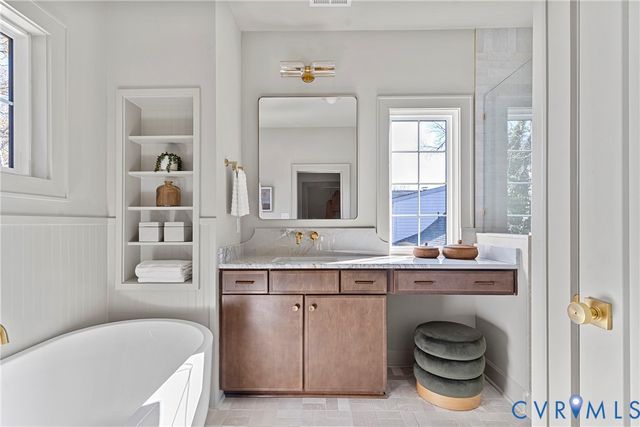 6718 Kensington Ave, Richmond, VA 23226