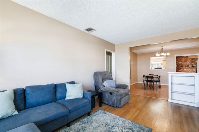 270 E Puente, Covina, CA 91723