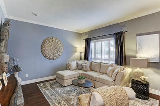 1023 Fountain View Drive, Houston, TX 77057