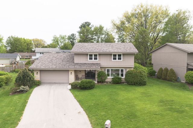 5841 Hoylake Drive, Rockford, IL 61107