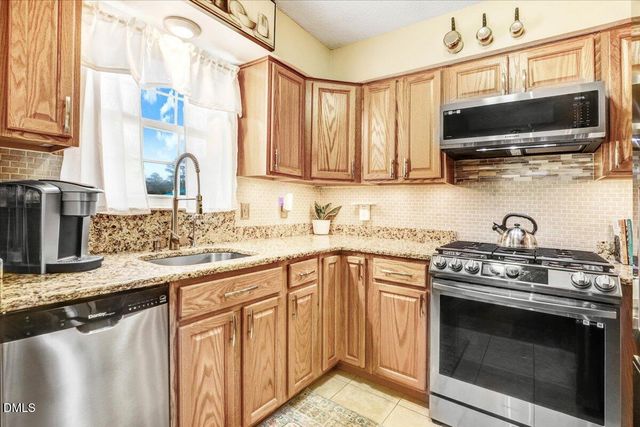 104 Old Farm Road, Smithfield, NC 27577