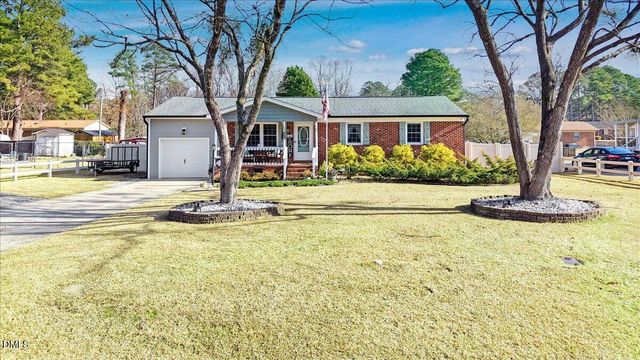 104 Old Farm Road, Smithfield, NC 27577