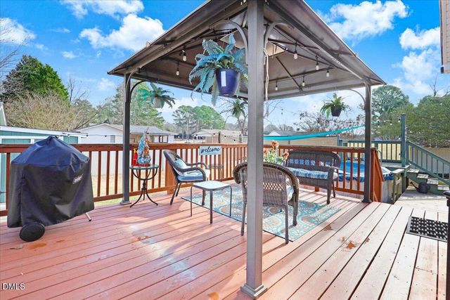 104 Old Farm Road, Smithfield, NC 27577