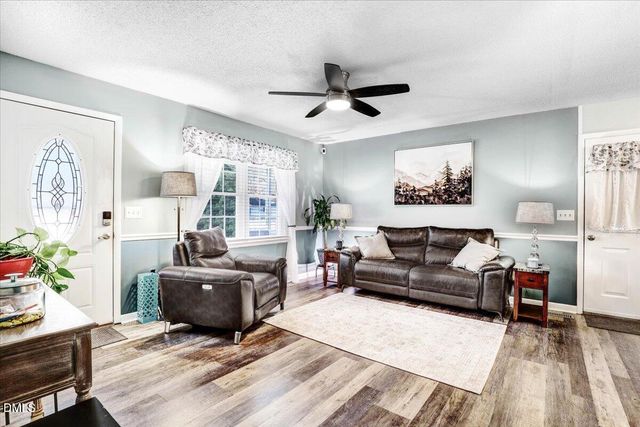 104 Old Farm Road, Smithfield, NC 27577