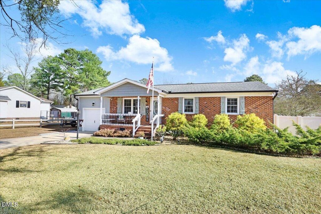 104 Old Farm Road, Smithfield, NC 27577