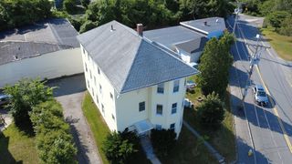 2 Rockdale St, Worcester, MA 01606