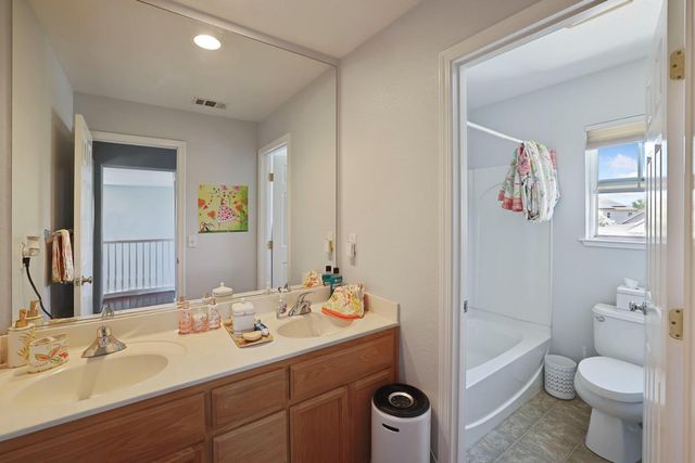 5337 Ridgeview Cir, Stockton, CA 95219
