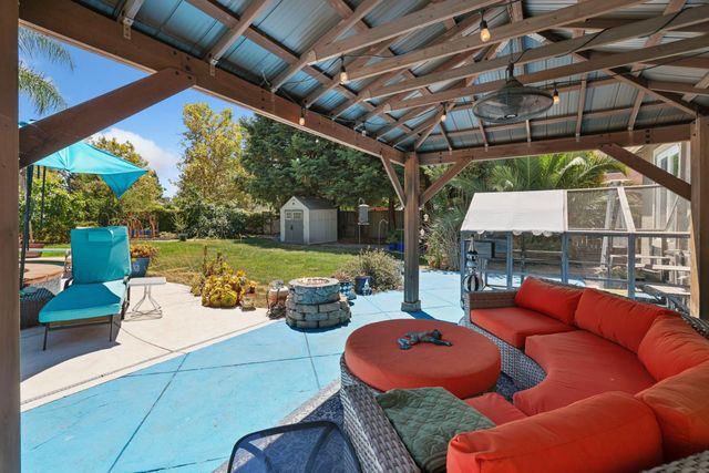 5337 Ridgeview Cir, Stockton, CA 95219