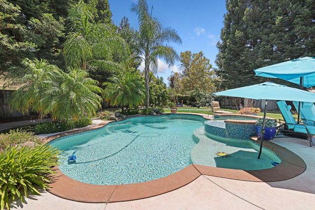 5337 Ridgeview Cir, Stockton, CA 95219