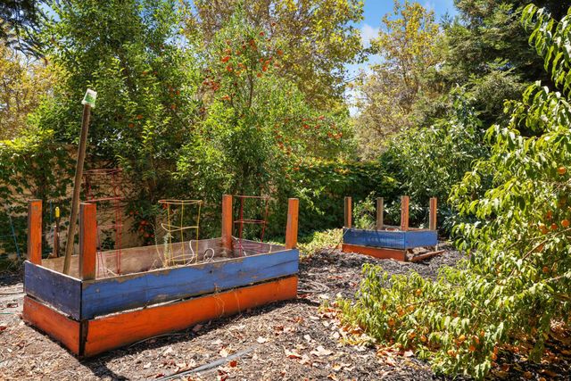 5337 Ridgeview Cir, Stockton, CA 95219
