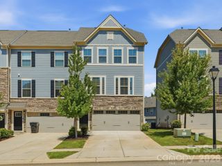 108 Helm Lane A, Mooresville, NC 28117