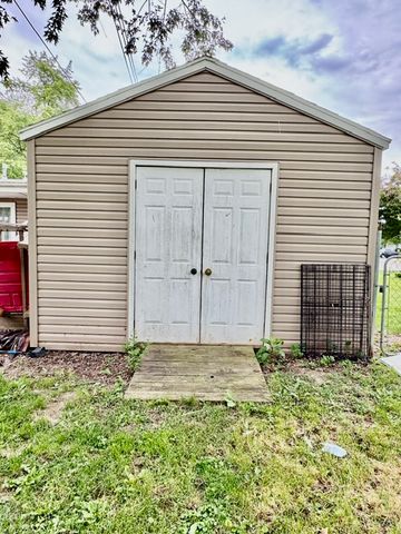 2214 Wrenwood Road, Springfield, OH 45505
