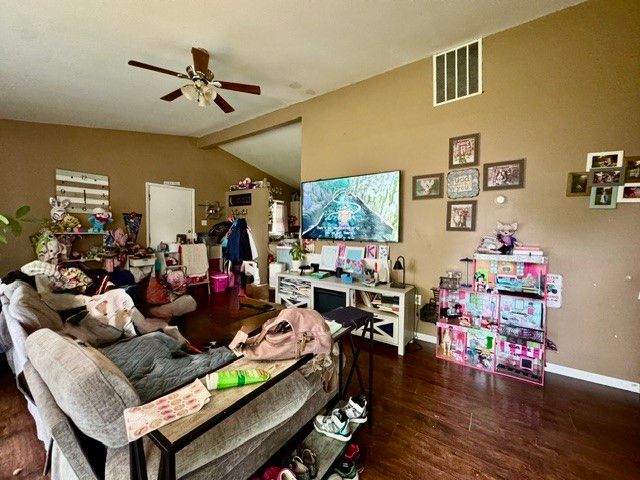 2214 Wrenwood Road, Springfield, OH 45505
