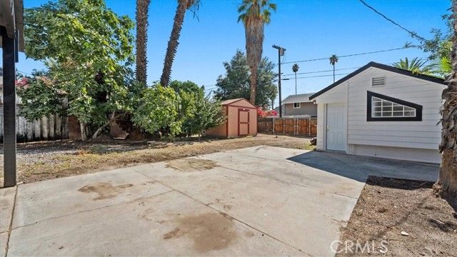 3958 4th, Riverside, CA 92501