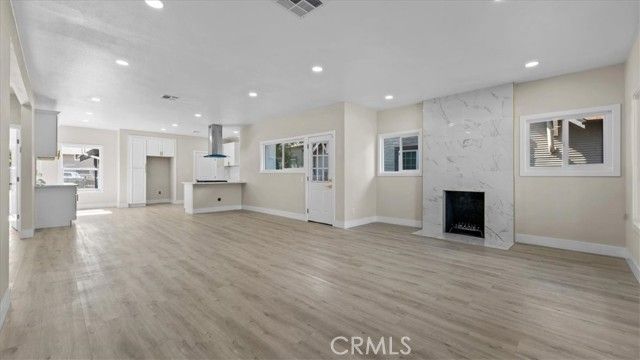 3958 4th, Riverside, CA 92501