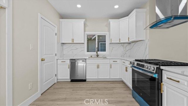 3958 4th, Riverside, CA 92501