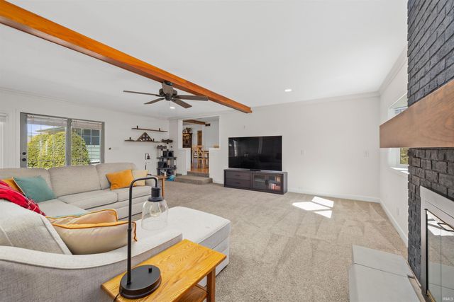 4193 Buesching Drive, Fort Wayne, IN 46815