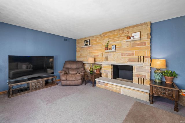 4193 Buesching Drive, Fort Wayne, IN 46815