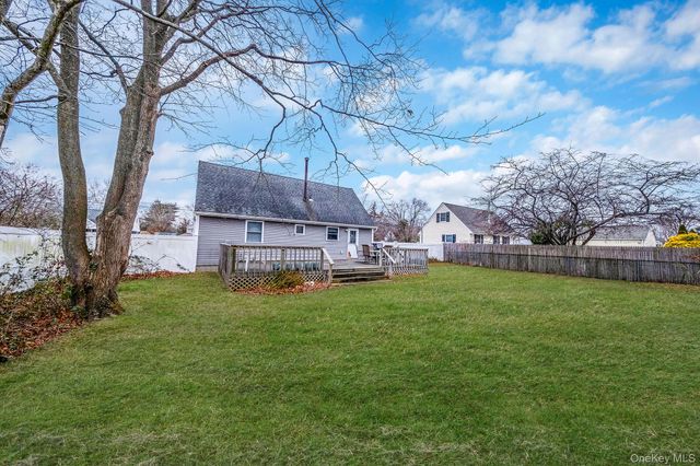 11 Dianne Avenue, Centereach, NY 11720