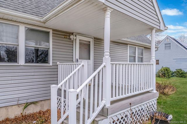 11 Dianne Avenue, Centereach, NY 11720